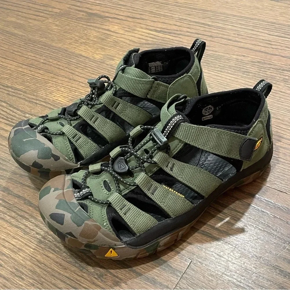 KEEN Boys Big KIDS NEWPORT H2- DUSTY OLIVE